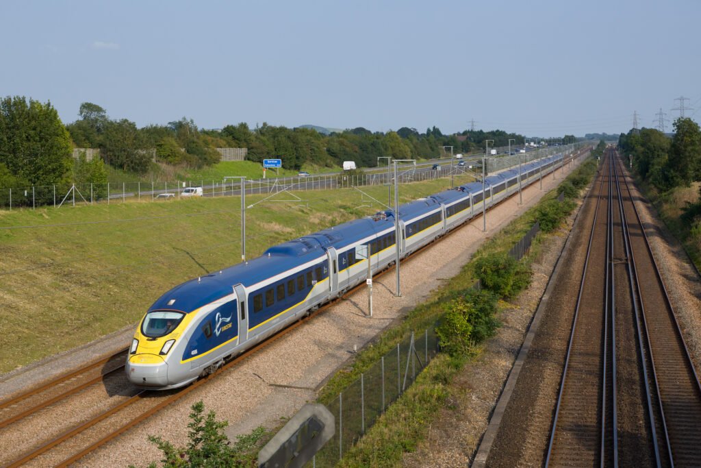 Jednotka Eurostar Class 374 na vysokorychlostní trati HS1
