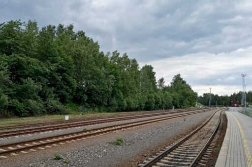Kolejiště železniční stanice Hlinsko v Čechách ve směru na Pardubice
